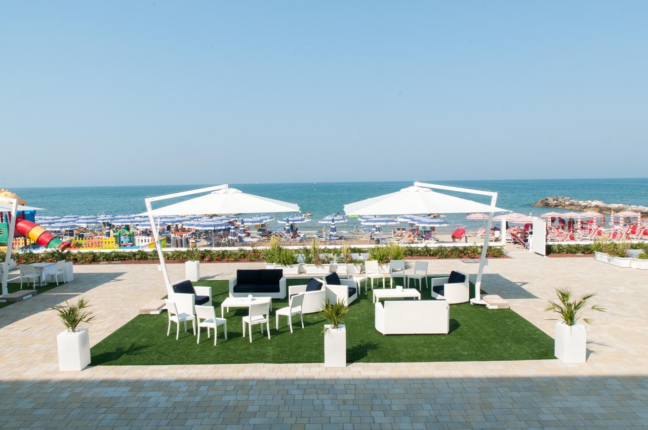 Lungomare Relax Residence 米萨诺阿德里亚蒂科 外观 照片